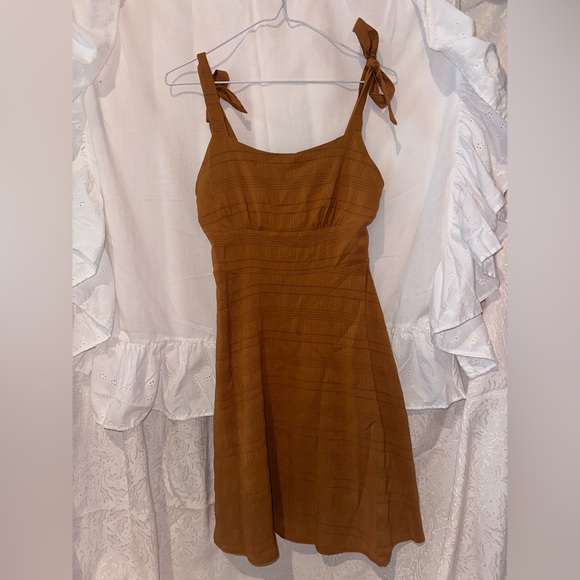 Burnt Orange/ Brown Dress w/ Tie Up Straps - Picture 2 of 9